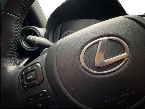 Used 2025 Lexus IS 300 F Sport RWD image 41
