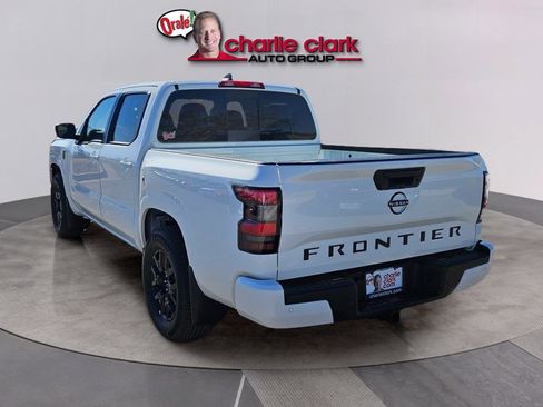 New 2026 Nissan Frontier SV w/ Tow Package AWD/4WD image 4