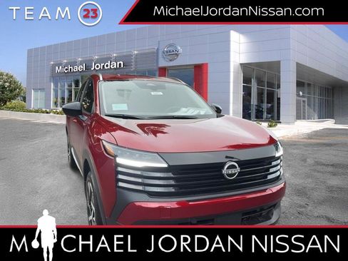 New 2026 Nissan Kicks SV image 1