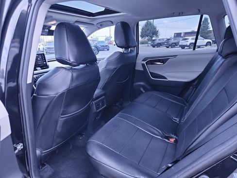 Used 2020 Toyota RAV4 XLE w/ Convenience Package AWD/4WD image 23