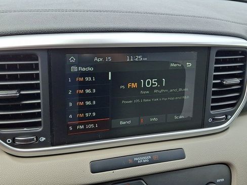 Used 2020 Kia Sportage LX FWD image 17