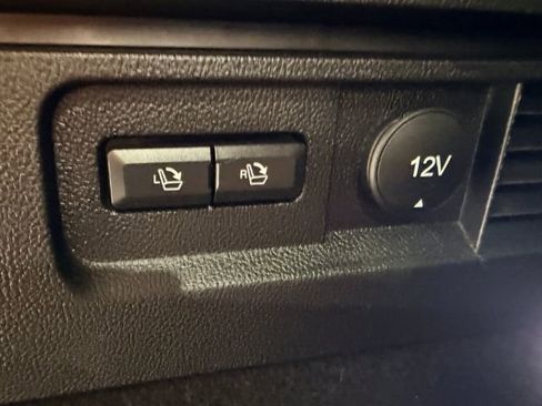 Used 2017 Lincoln MKX Select w/ Select Plus Package image 46