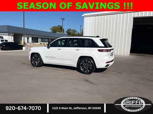 Used 2023 Jeep Grand Cherokee Overland image 13