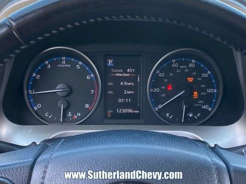 Used 2017 Toyota RAV4 XLE FWD image 23