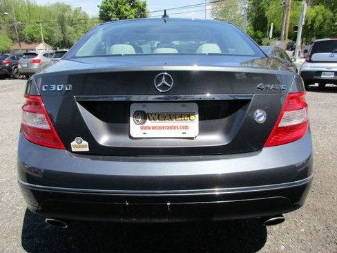 Used 2010 Mercedes-Benz C 300 4MATIC Sedan image 7