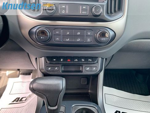 Used 2019 Chevrolet Colorado Z71 AWD/4WD image 24