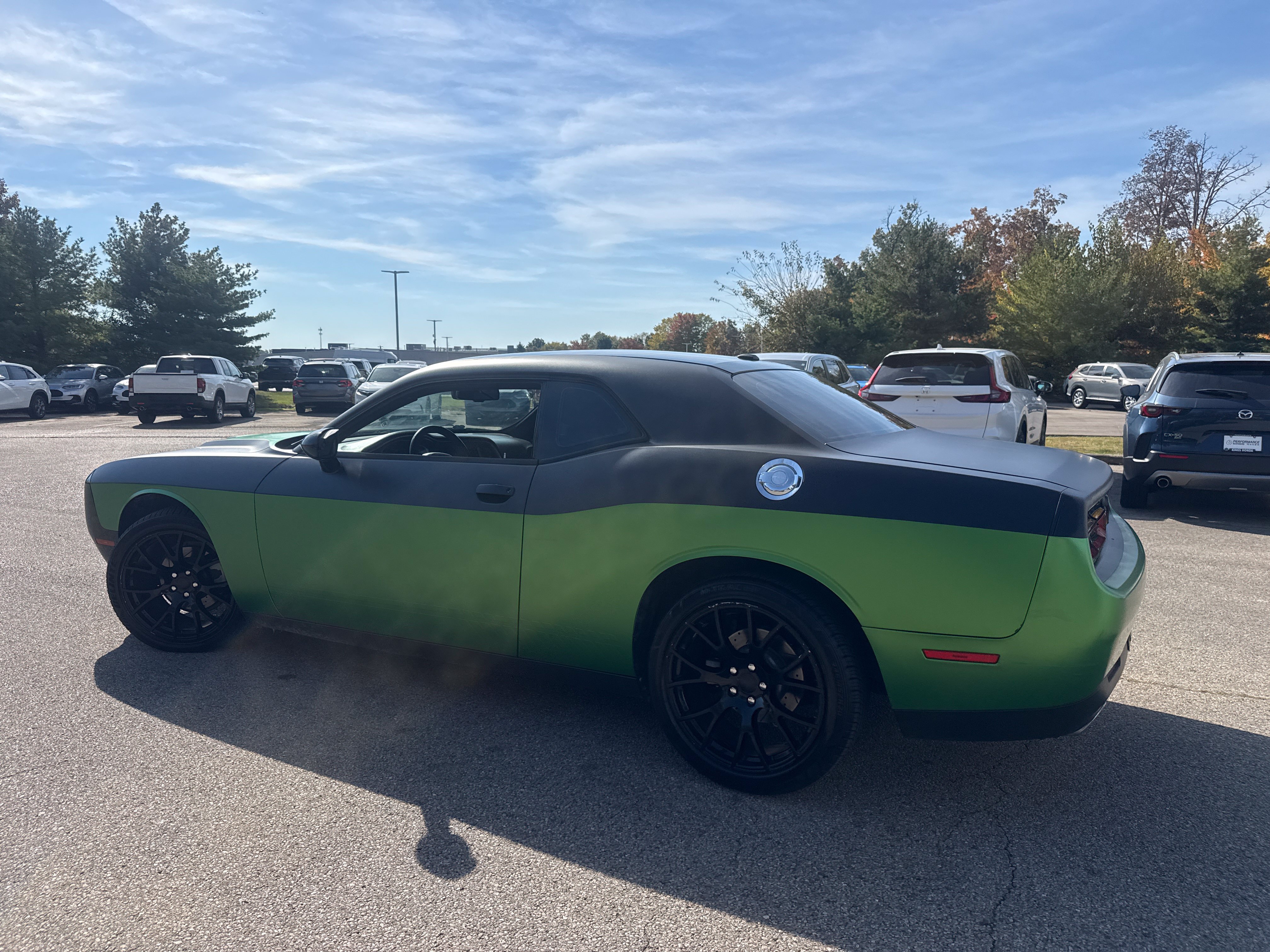 Used 2017 Dodge Challenger SXT RWD image 8