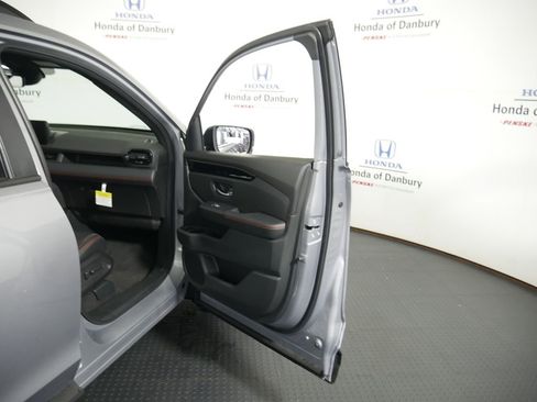 New 2025 Honda Pilot TrailSport image 5