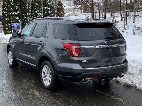 Certified 2018 Ford Explorer XLT w/ Equipment Group 202A image 6