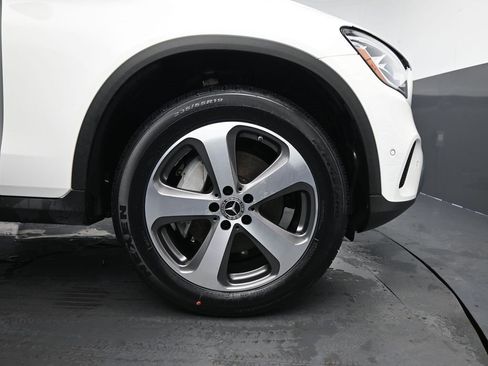 Used 2022 Mercedes-Benz GLC 300 4MATIC image 11