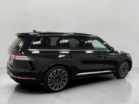 Used 2023 Lincoln Aviator Black Label w/ Dynamic Handling Package AWD/4WD image 3