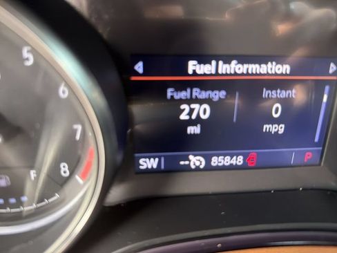 Used 2020 Buick Encore GX Essence FWD image 13