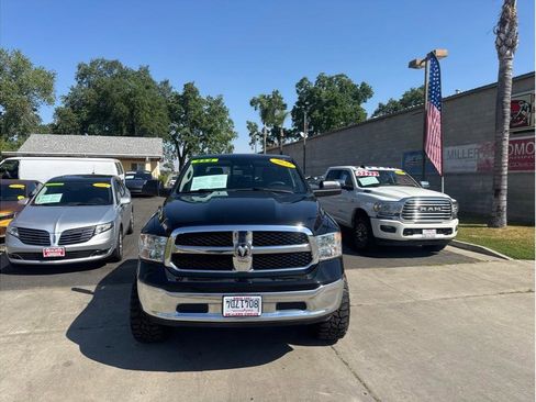 Used 2022 RAM 1500 Classic SLT w/ Electronics Group AWD/4WD image 2