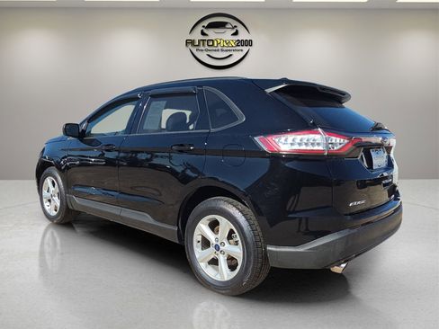Used 2018 Ford Edge SE image 5