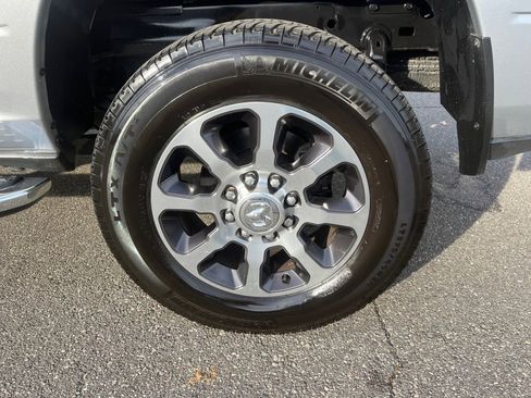 Used 2020 RAM 2500 Big Horn w/ Level 2 Equipment Group image 24