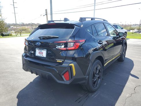 Used 2025 Subaru Crosstrek 2.5i Sport w/ Popular Package #4A image 3