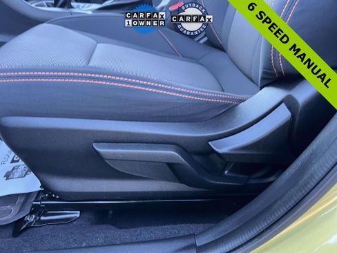 Used 2022 Subaru Crosstrek 2.0i Premium image 17