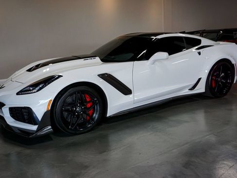 Used 2019 Chevrolet Corvette ZR1 w/ ZTK Track Performance Package RWD image 3