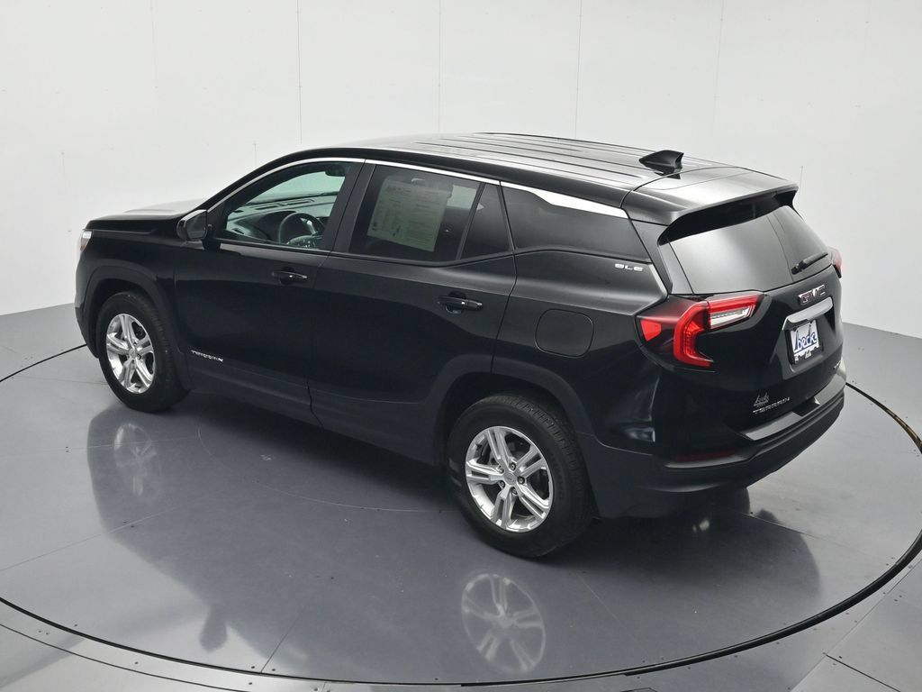 Certified 2024 GMC Terrain SLE AWD/4WD image 34