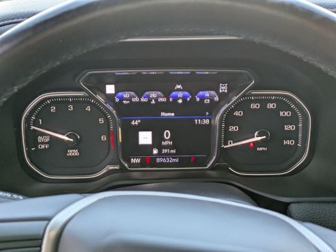 Used 2021 GMC Yukon Denali w/ Denali Premium Package image 16