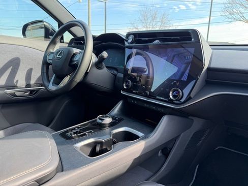 Used 2023 Lexus RZ 450e Premium w/ Accessory Package (Z1) image 17