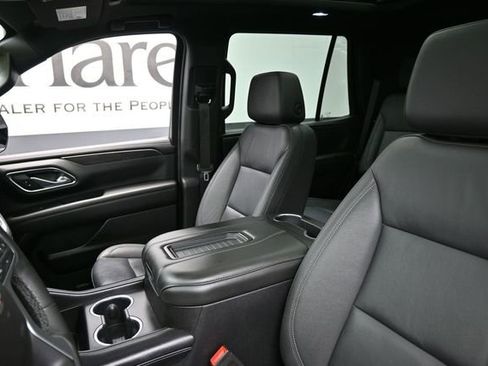 Used 2024 Chevrolet Tahoe LT w/ LT Signature Plus Package AWD/4WD image 16