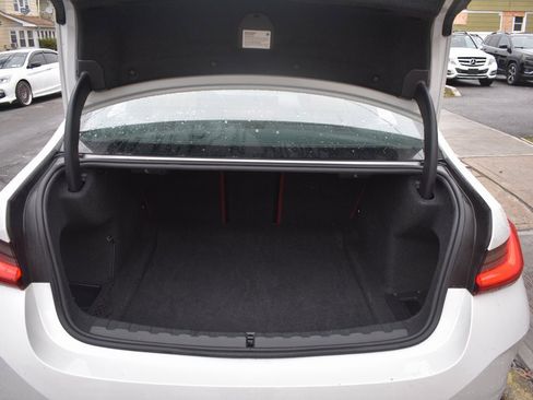 Used 2024 BMW 330i Sedan w/ Convenience Package image 33