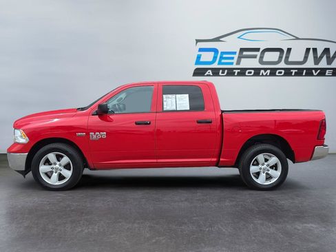 Used 2023 RAM 1500 Classic SLT AWD/4WD image 6