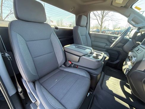 Used 2025 GMC Sierra 1500 Pro w/ Pro Value Package image 21