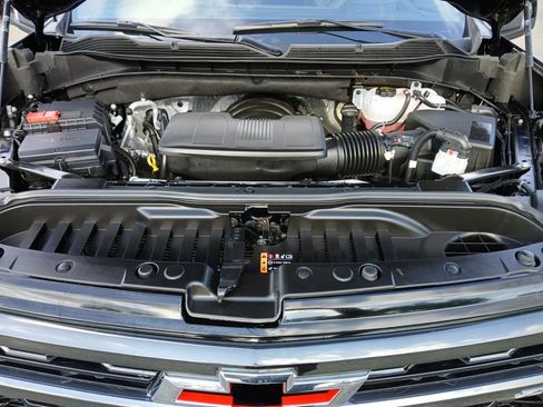 Used 2025 Chevrolet Silverado 1500 ZR2 w/ Technology Package image 20
