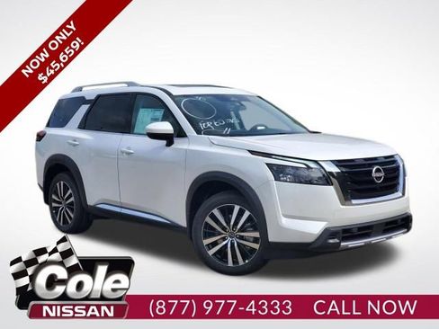 New 2025 Nissan Pathfinder Platinum w/ Cargo Package image 1