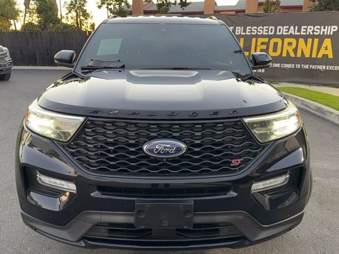 Used 2020 Ford Explorer ST w/ ST Street Pack image 3