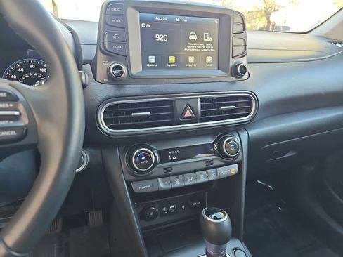 Used 2021 Hyundai Kona Limited AWD/4WD image 20