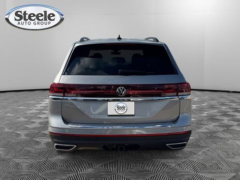 New 2026 Volkswagen Atlas SE FWD image 4