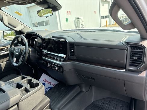 Used 2026 GMC Sierra 1500 SLE w/ X31 Off-Road Package AWD/4WD image 28