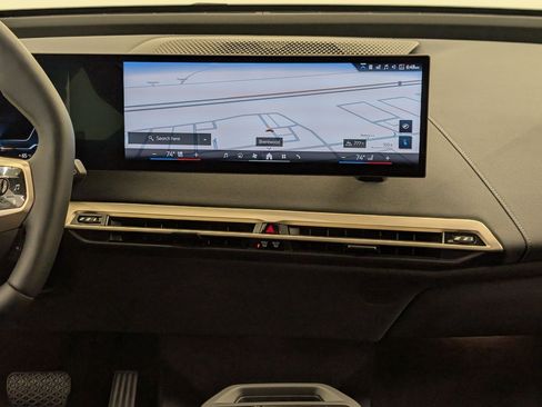 New 2026 BMW iX xDrive45 image 25