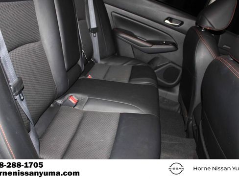 Used 2023 Nissan Altima 2.5 SR FWD image 7