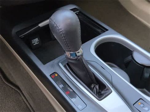 Certified 2018 Acura RDX AWD w/ Technology Package image 35