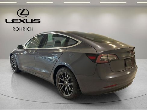 Used 2019 Tesla Model 3 Standard Range Plus image 7