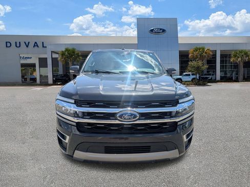 Used 2024 Ford Expedition Limited RWD image 9
