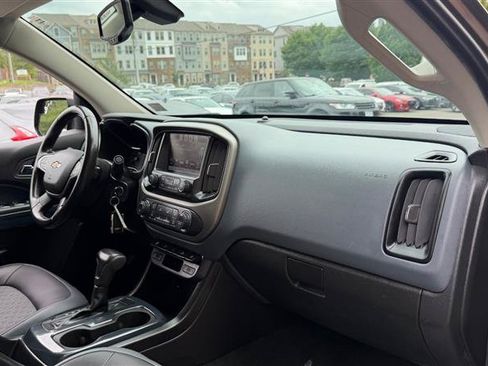 Used 2016 Chevrolet Colorado Z71 AWD/4WD image 12