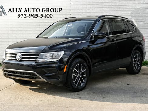 Used 2019 Volkswagen Tiguan SE AWD/4WD image 1