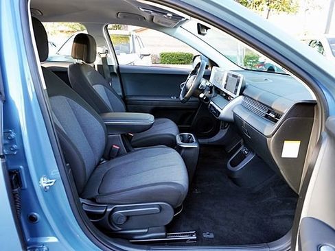 Certified 2024 Hyundai Ioniq 5 SEL image 11