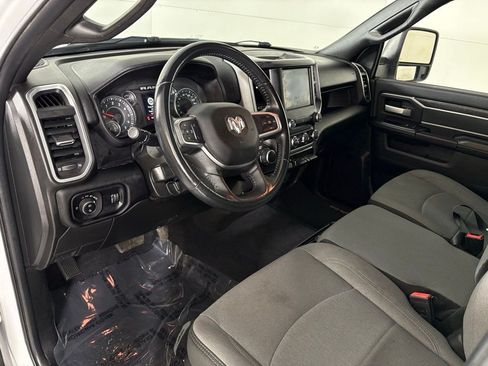 Used 2024 RAM 2500 Big Horn AWD/4WD image 17