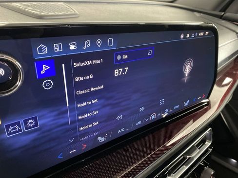 New 2026 Chevrolet Traverse Z71 w/ Enhanced Driving Package image 14