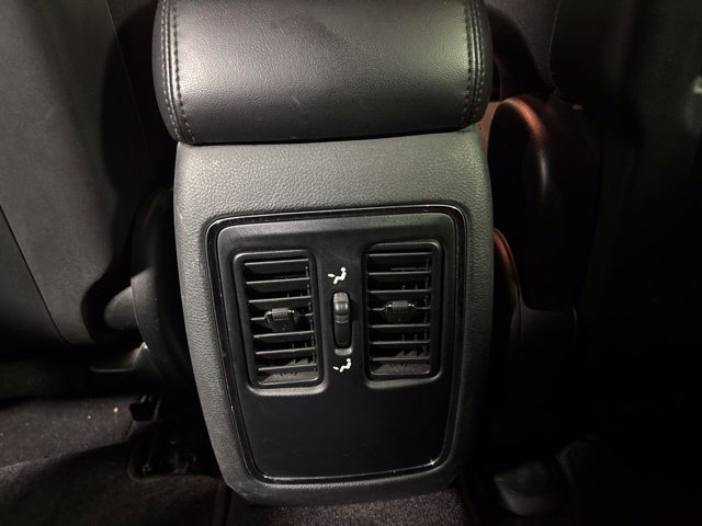 Used 2016 Jeep Grand Cherokee Laredo w/ Quick Order Package 23E AWD/4WD image 36