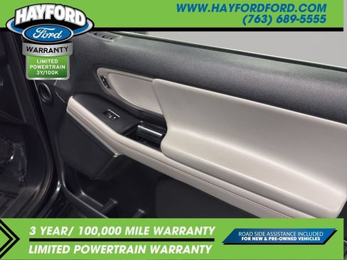 Used 2025 Ford Expedition Active AWD/4WD image 17
