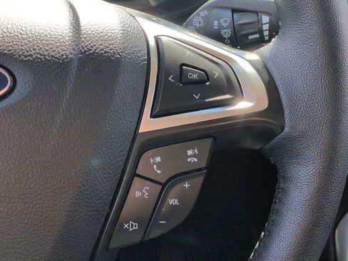 Used 2024 Ford Edge Titanium image 32