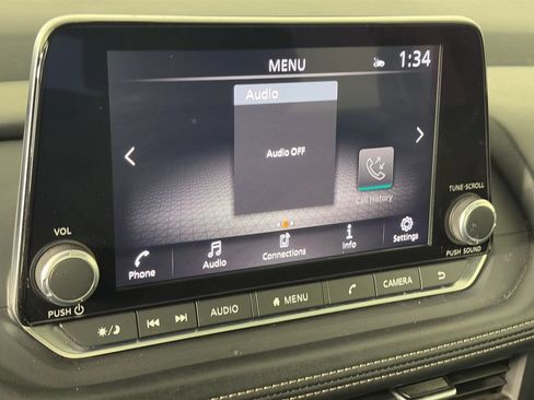 Used 2024 Nissan Rogue SV AWD/4WD image 18