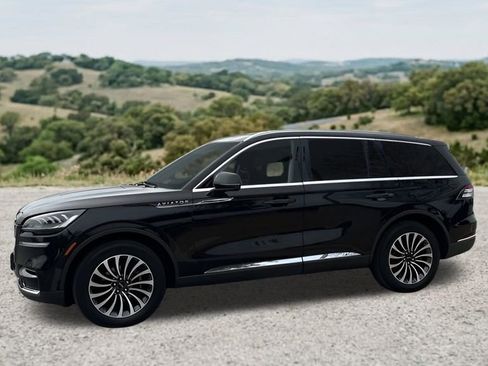 Used 2022 Lincoln Aviator Reserve w/ Elements Package Plus AWD/4WD image 4